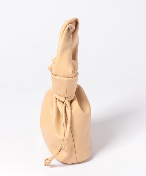 LOWRYS FARM（ローリーズファーム）の「ツイストハンドルバッグ 　268478（ショルダーバッグ・レディース・ブラック/イエロー・FREE）」の11枚目の写真