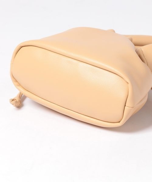 LOWRYS FARM（ローリーズファーム）の「ツイストハンドルバッグ 　268478（ショルダーバッグ・レディース・ブラック/イエロー・FREE）」の14枚目の写真