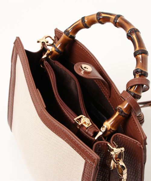 N.（N. Natural Beauty Basic）（エヌエヌナチュラルビューティーベーシック）の「フレームスクエアバンブーショルダーバッグ（ショルダーバッグ・レディース・ベージュ/ブルー/ブラウン系その他・ﾌﾘ-）」の8枚目の写真