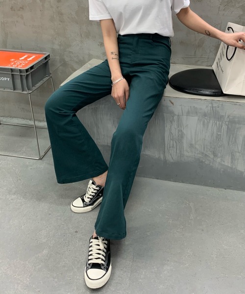 ABITOKYO（アビトーキョー）の「ハイウエストストレッチデニムセミフレアパンツ（デニムパンツ・レディース・ホワイト/ブラック/ダークグリーン/ブラウン/ピンク/グレー/パープル・S/M/L）」の15枚目の写真