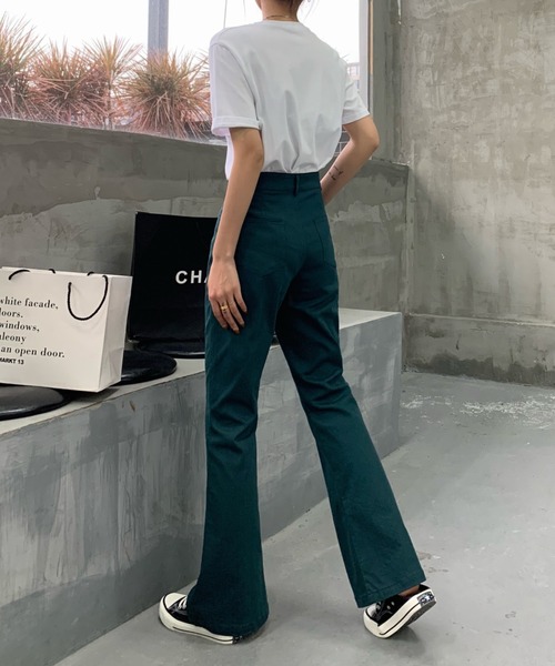 ABITOKYO（アビトーキョー）の「ハイウエストストレッチデニムセミフレアパンツ（デニムパンツ・レディース・ホワイト/ブラック/ダークグリーン/ブラウン/ピンク/グレー/パープル・S/M/L）」の16枚目の写真