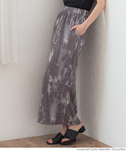 coca（coca）（コカ）の「タイダイプリーツスカート（スカート・レディース・その他・ONE SIZE）」の2枚目の写真