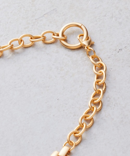 Chico(チコ)の「スクエアメタルチョーカー(チョーカー・レディース・シルバー/ゴールド・FREE)」の6枚目の写真