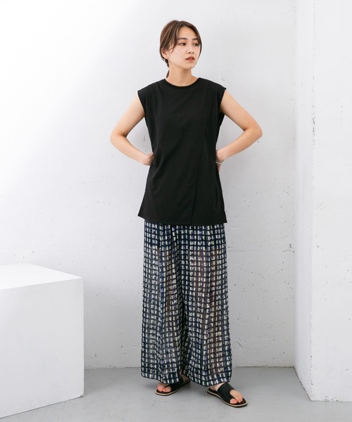 KBF（ケイビーエフ）の「『UR TECH ひやサラクール』レイヤードノースリーブカットソー（Tシャツ/カットソー・レディース・ブラック/オフホワイト/グリーン/キャメル・ONE）」の5枚目の写真