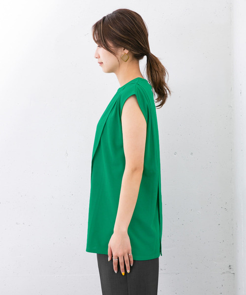 KBF（ケイビーエフ）の「『UR TECH ひやサラクール』レイヤードノースリーブカットソー（Tシャツ/カットソー・レディース・ブラック/オフホワイト/グリーン/キャメル・ONE）」の16枚目の写真