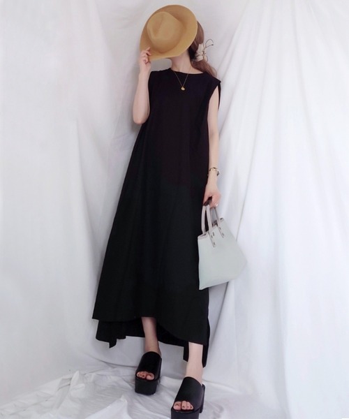 AMELY(エミリー)の「リネン混 タンクワンピース(ワンピース・レディース・ブラック/ベージュ/モカ・フリー)」の17枚目の写真