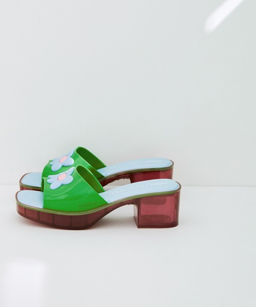 melissa(メリッサ)の「【WEB限定】【melissa】LUV TONG SANDALS(サンダル・レディース・グリーン/ブラック・38/37/39/36)」の1枚目の写真