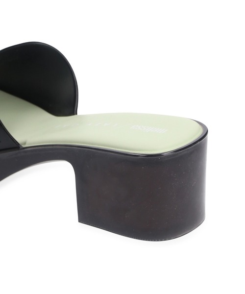 melissa(メリッサ)の「【WEB限定】【melissa】LUV TONG SANDALS(サンダル・レディース・グリーン/ブラック・38/37/39/36)」の7枚目の写真