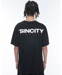 NEWJEANS グラフィックTシャツ 2XL 60×79 NEWJEANS グラフィックTシャツ 2XL 60×79 NEWJEANS グラフィック