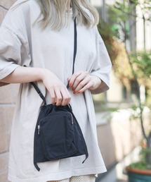 【61】【it】【implress(インプレス)】squeeze shoulder bag