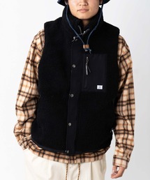 gym master（ジムマスター）の「リバーシブルマウンテンベスト（ベスト）」