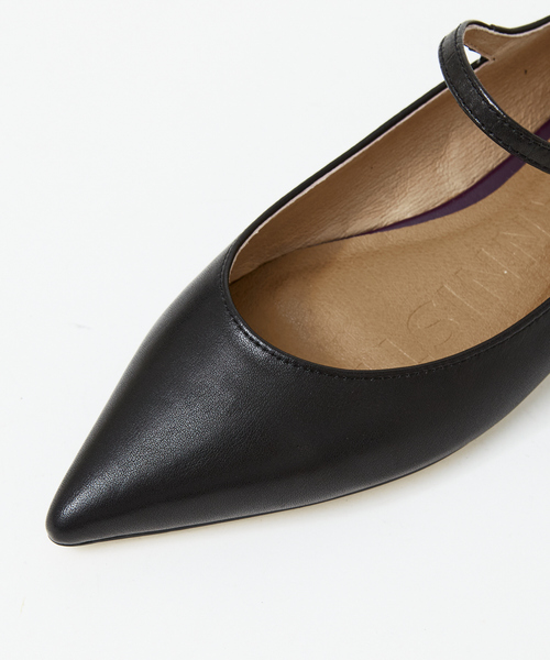 Au BANNISTER（オゥバニスター）の「メリージェーンパンプス（パンプス・レディース・ブラック/グレイッシュベージュ/キャメル・36/39/35/38/37）」の7枚目の写真