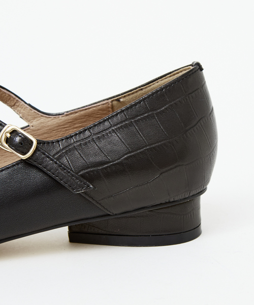 Au BANNISTER（オゥバニスター）の「メリージェーンパンプス（パンプス・レディース・ブラック/グレイッシュベージュ/キャメル・36/39/35/38/37）」の16枚目の写真