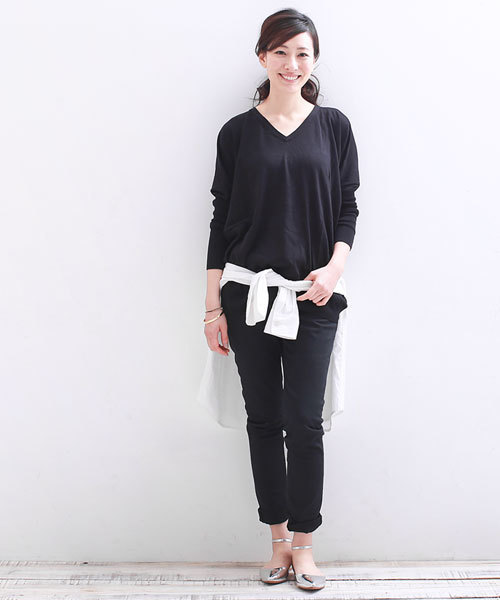 NANO universe（ナノユニバース）の「【MORE5月号掲載】 カラーjegginny（その他パンツ・レディース・サーモンピンク/ブラック/オフホワイト/グレイッシュベージュ/ネイビー/サックスブルー/ライトイエロー・38/36/34/32）」の18枚目の写真