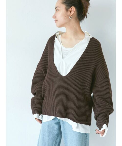 Ungrid（アングリッド）の「BRiCO Vネックルーズニット（ニット/セーター・レディース・オレンジ/ブラウン/グリーン・FREE）」の4枚目の写真