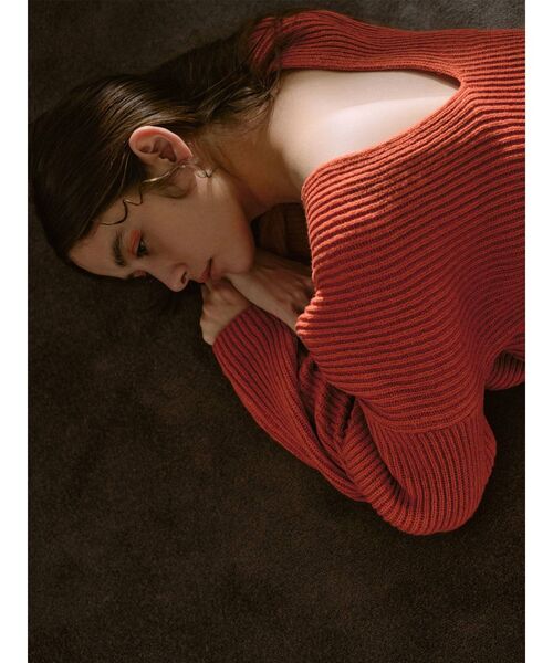 Ungrid（アングリッド）の「BRiCO Vネックルーズニット（ニット/セーター・レディース・オレンジ/ブラウン/グリーン・FREE）」の14枚目の写真
