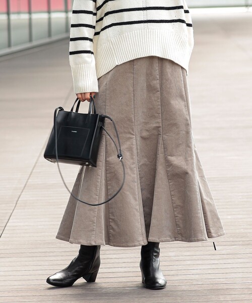 Ray BEAMS（レイビームス）の「Ray BEAMS / コーデュロイ マーメイド スカート（スカート・レディース・ベージュ/オフホワイト/ブラウン系その他5・1/0）」の13枚目の写真