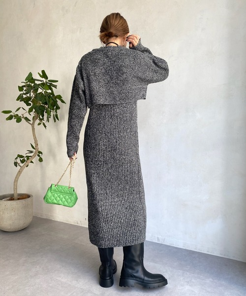 DouDou(ドゥドゥ)の「【WEB限定】ショート丈プルオーバー+リブニットワンピース(セットアップ・レディース・チャコールグレー/ベージュ・FREE)」の7枚目の写真