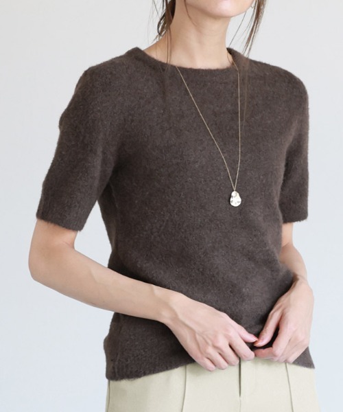 ふんわりシャギーシンプルニット