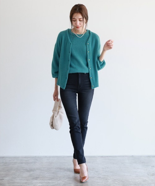 ふんわりシャギーシンプルニット