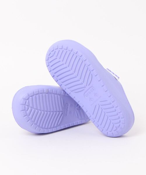 crocs（クロックス）の「クロックス クラシック コージー サンダル サンダル / crocs Classic Cozzzy Sandal（サンダル・レディース・ホワイト/アイボリー/ボルドー/ブラック×ブラック/バイオレット/イエロー系その他/アクア/パープル/ブルー・22cm/23cm/24cm/25cm/26cm/27cm/28cm/29cm/21cm）」の11枚目の写真