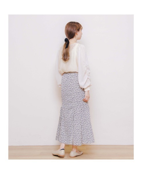 flower（フラワー）の「シャーリングギャザーブラウス（シャツ/ブラウス・レディース・ベージュ/ピンク・FREE）」の11枚目の写真