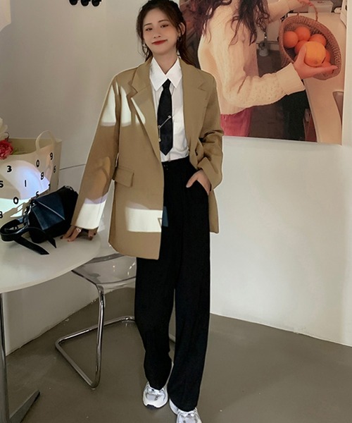 DAY CLOSET（デイ クローゼット）の「レディース オーバーサイズシンプルテーラードジャケット（テーラードジャケット・レディース・ブラック/アイボリー/ライトブラウン・L/M）」の5枚目の写真