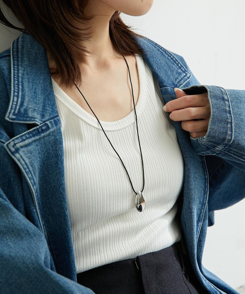 PAPILLONNER（パピヨネ）の「雫トップコードネックレス/PAPILLONNER/パピヨネ（ネックレス・レディース・シルバー/ゴールド・FREE）」の3枚目の写真