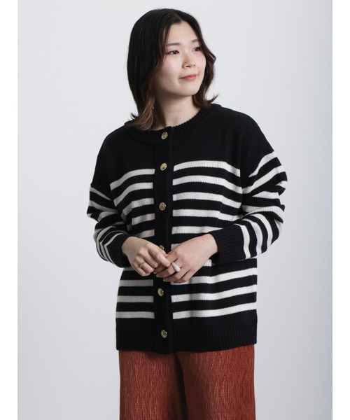 Samansa Mos2 blue（サマンサモスモスブルー）の「◎無地/柄アソート前後2way金釦カーディガン（カーディガン/ボレロ・レディース・ブラック/オフホワイト/キナリ/グリーン・ﾌﾘ-）」の12枚目の写真