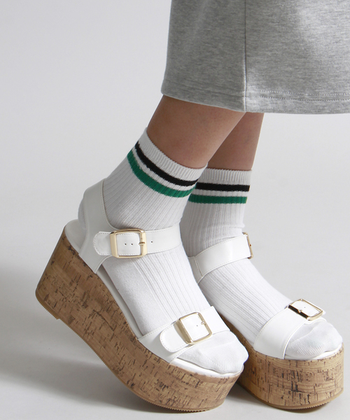 WEGO(ウィゴー)の「WEGO/厚底コルクサンダル(サンダル・レディース・ブラック/インディゴブルー/シルバー/ホワイト・LARGE/MEDIUM)」の2枚目の写真