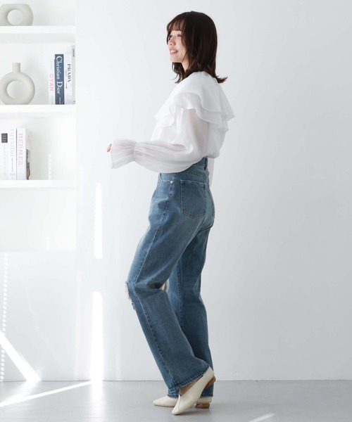 ギャザーカラー付きフリルブラウス