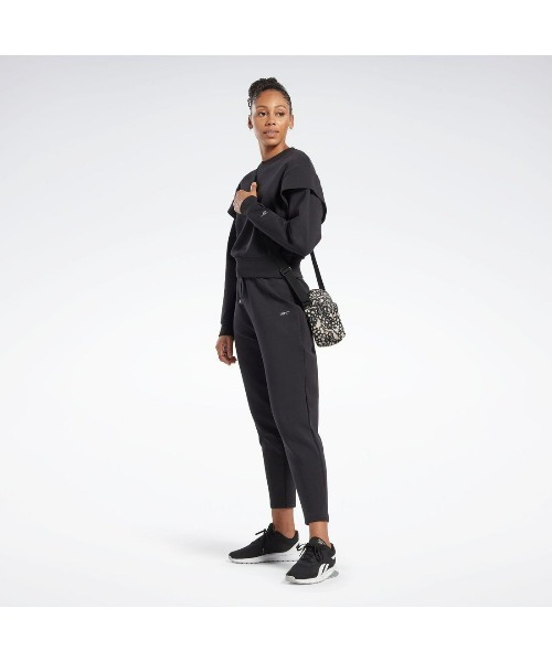 Reebok（リーボック）の「コットンミッドレイヤー スウェットシャツ / TS DREAMBLEND CO MIDLAYER（スウェット・レディース・ブラック・LARGE/MEDIUM/SMALL/X-LARGE/X-SMALL）」の2枚目の写真