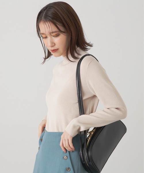 N.（N. Natural Beauty Basic）（エヌエヌナチュラルビューティーベーシック）の「◆総針ボトルネックニット（ニット/セーター・レディース・ブラック/オフホワイト/ピンク/イエロー/ブルー・MEDIUM）」の10枚目の写真