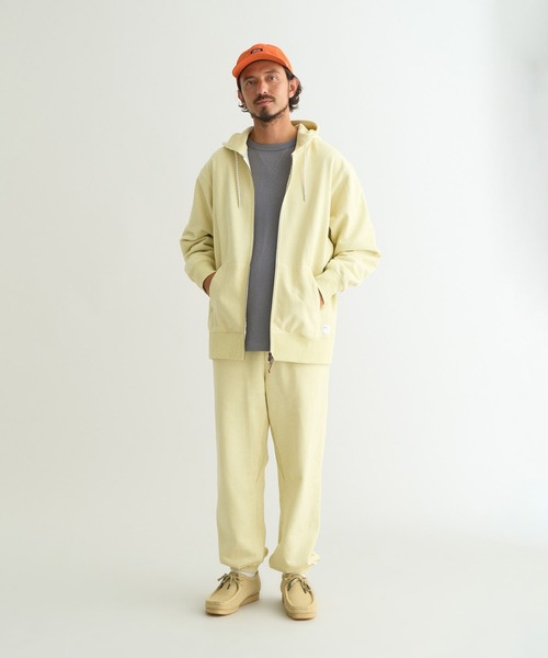 NANGA(ナンガ)の「ECO HYBRID FULL ZIP PARKA/エコハイブリッドフルジップパーカー(パーカー・メンズ・ブラック/ネイビー/ライトグレー/オートミール/モカ/ブラック系/イエロー/オレンジ・S/M/L/XL)」の18枚目の写真