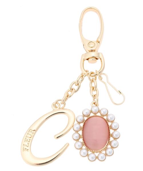 Maison de FLEUR(メゾンドフルール)の「イニシャルパールビジューキーホルダー(キーホルダー・レディース・M/I/C/H/K/Y/F/S/A/T/E/D/L/J/R/N/G・FREE)」の3枚目の写真