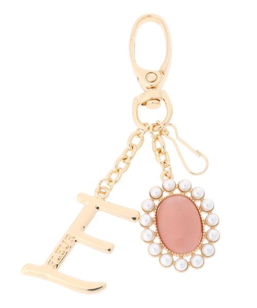 Maison de FLEUR(メゾンドフルール)の「イニシャルパールビジューキーホルダー(キーホルダー・レディース・M/I/C/H/K/Y/F/S/A/T/E/D/L/J/R/N/G・FREE)」の5枚目の写真