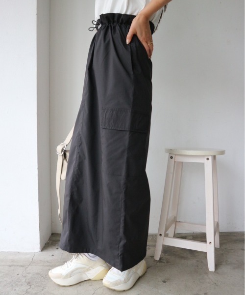 TRUNC（トランクエイティーエイト）の「Drawstring Cargo Skirt（スカート・レディース・ベージュ/ブラック・FREE）」の8枚目の写真