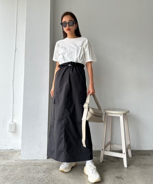 TRUNC（トランクエイティーエイト）の「Drawstring Cargo Skirt（スカート・レディース・ベージュ/ブラック・FREE）」の3枚目の写真