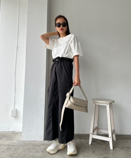 TRUNC（トランクエイティーエイト）の「Drawstring Cargo Skirt（スカート・レディース・ベージュ/ブラック・FREE）」の6枚目の写真