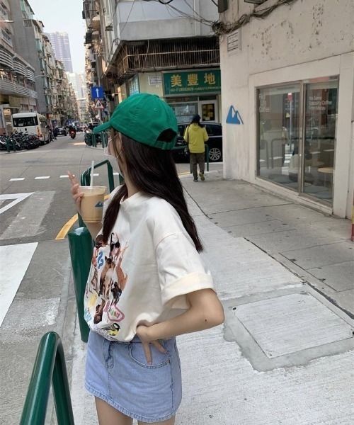 VIBGYOR(ヴィブジョー)の「【バーレスク】コラージュキャットTシャツ(BQ)(Tシャツ/カットソー・メンズ・ベージュ/アイボリー・FREE)」の15枚目の写真