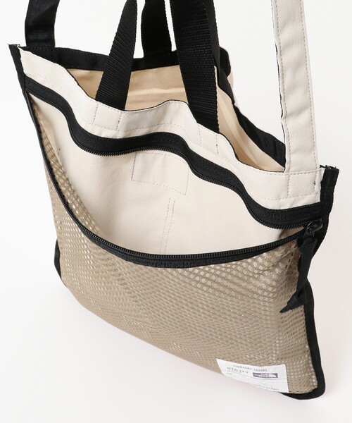 THE NORTH FACE PURPLE LABEL（ザ ノースフェイス パープルレーベル）の「THE NORTH FACE PURPLE LABEL / Field Utility Tote▲（ショルダーバッグ・メンズ・ライトベージュ/ブラック/グリーン・ONE SIZE）」の5枚目の写真