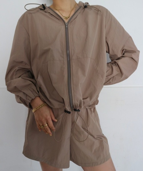 TRUNC（トランクエイティーエイト）の「Waterlike Shorts（ラッシュガード・レディース・ベージュ/アイボリー/ブラック・FREE）」の5枚目の写真