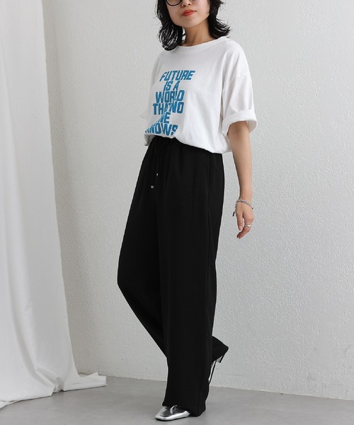 COLONY 2139（コロニートゥーワンスリーナイン）の「ソフトリネンライクワイドパンツ（その他パンツ・レディース・ベージュ/ブラック/オレンジ/ネイビー・SMALL/MEDIUM）」の15枚目の写真