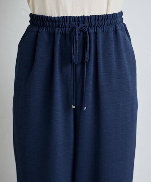 COLONY 2139（コロニートゥーワンスリーナイン）の「ソフトリネンライクワイドパンツ（その他パンツ・レディース・ベージュ/ブラック/オレンジ/ネイビー・SMALL/MEDIUM）」の12枚目の写真