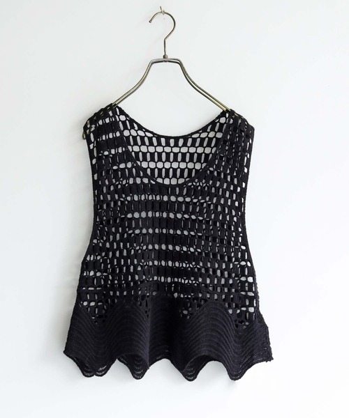 HER CLOSET（ハークローゼット）の「 【HER CLOSET】WEB限定クロシェベスト WEB LIMITED CROCHET VEST（ベスト・レディース・オフホワイト/ブラック・M）」の19枚目の写真