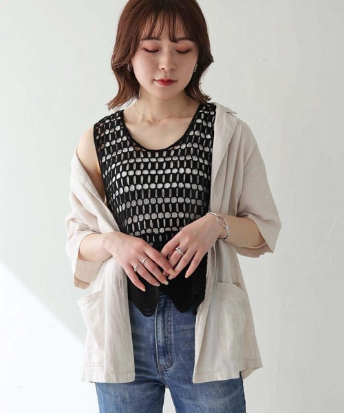 HER CLOSET（ハークローゼット）の「 【HER CLOSET】WEB限定クロシェベスト WEB LIMITED CROCHET VEST（ベスト・レディース・オフホワイト/ブラック・M）」の10枚目の写真