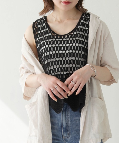 HER CLOSET（ハークローゼット）の「 【HER CLOSET】WEB限定クロシェベスト WEB LIMITED CROCHET VEST（ベスト・レディース・オフホワイト/ブラック・M）」の21枚目の写真