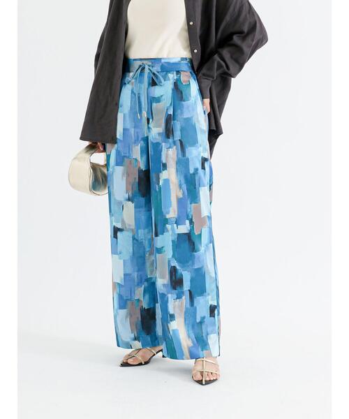 Te chichi（テチチ）の「アブストラクト柄サテンパンツ（その他パンツ・レディース・グリーン/ブルー・F）」の2枚目の写真