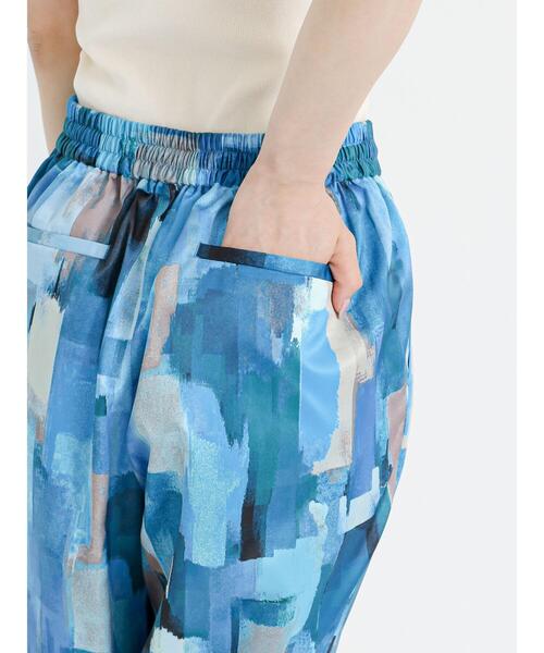 Te chichi（テチチ）の「アブストラクト柄サテンパンツ（その他パンツ・レディース・グリーン/ブルー・F）」の16枚目の写真