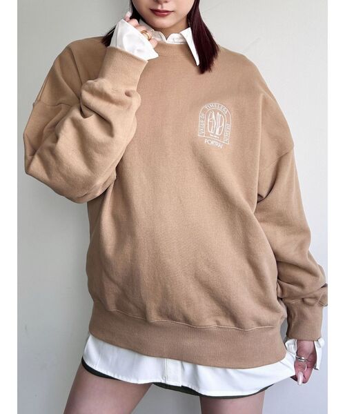 EMODA（エモダ）の「エンブレムマークスウェット（スウェット・レディース・ホワイト/ブラック/ベージュ/グレー・FREE）」の4枚目の写真